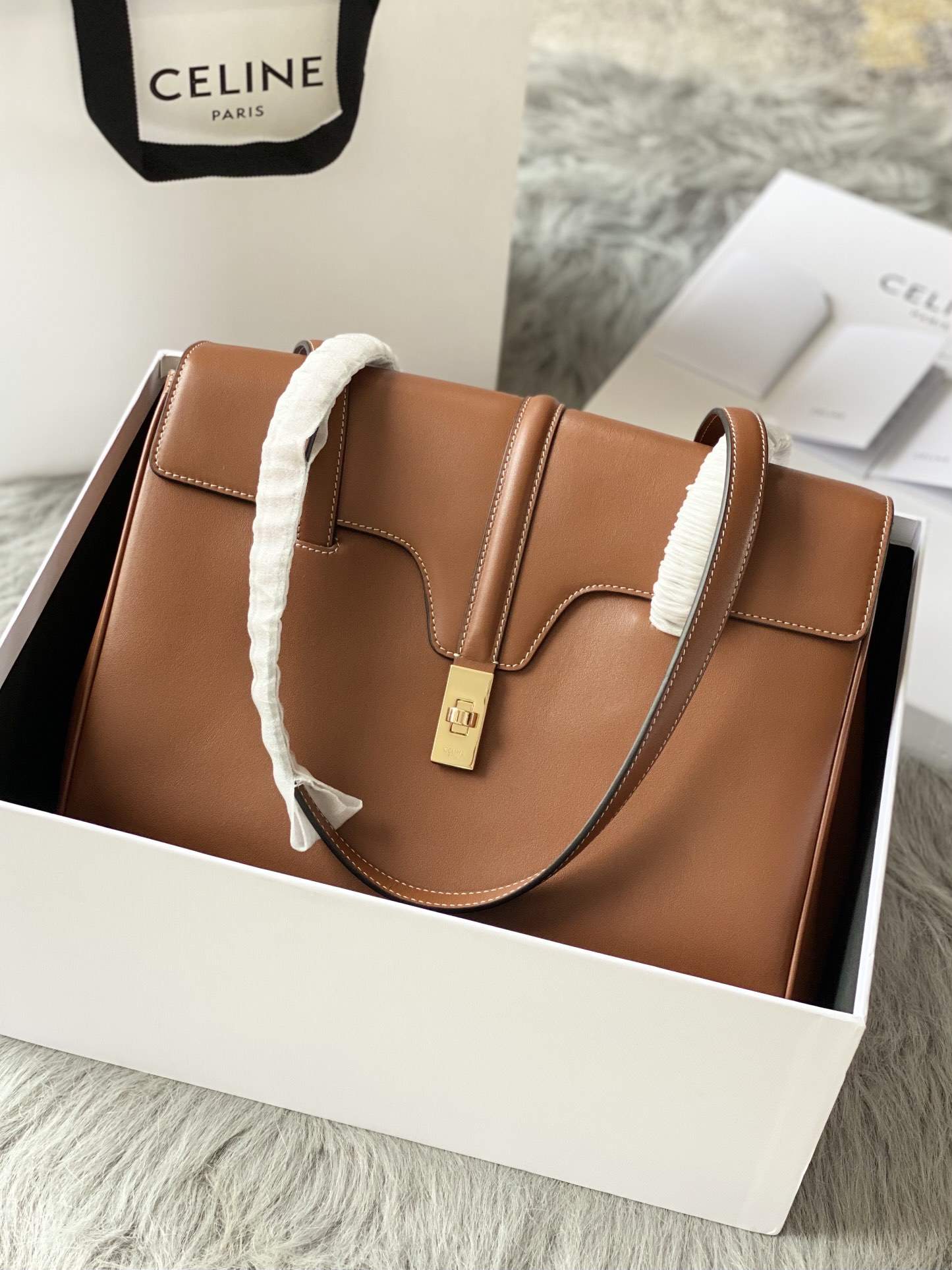 Ce**e large soft 16 bag