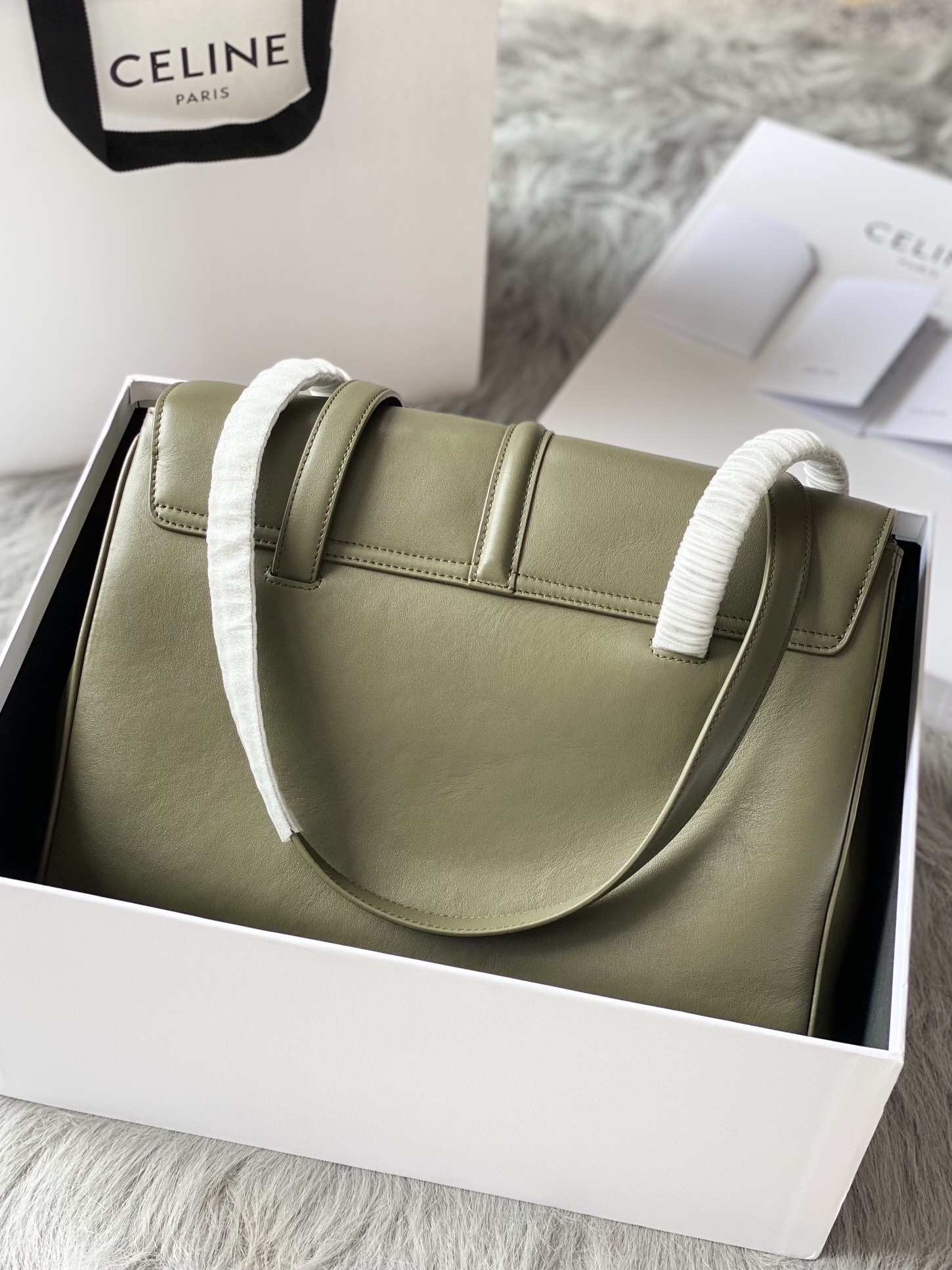 Ce**e large soft 16 bag