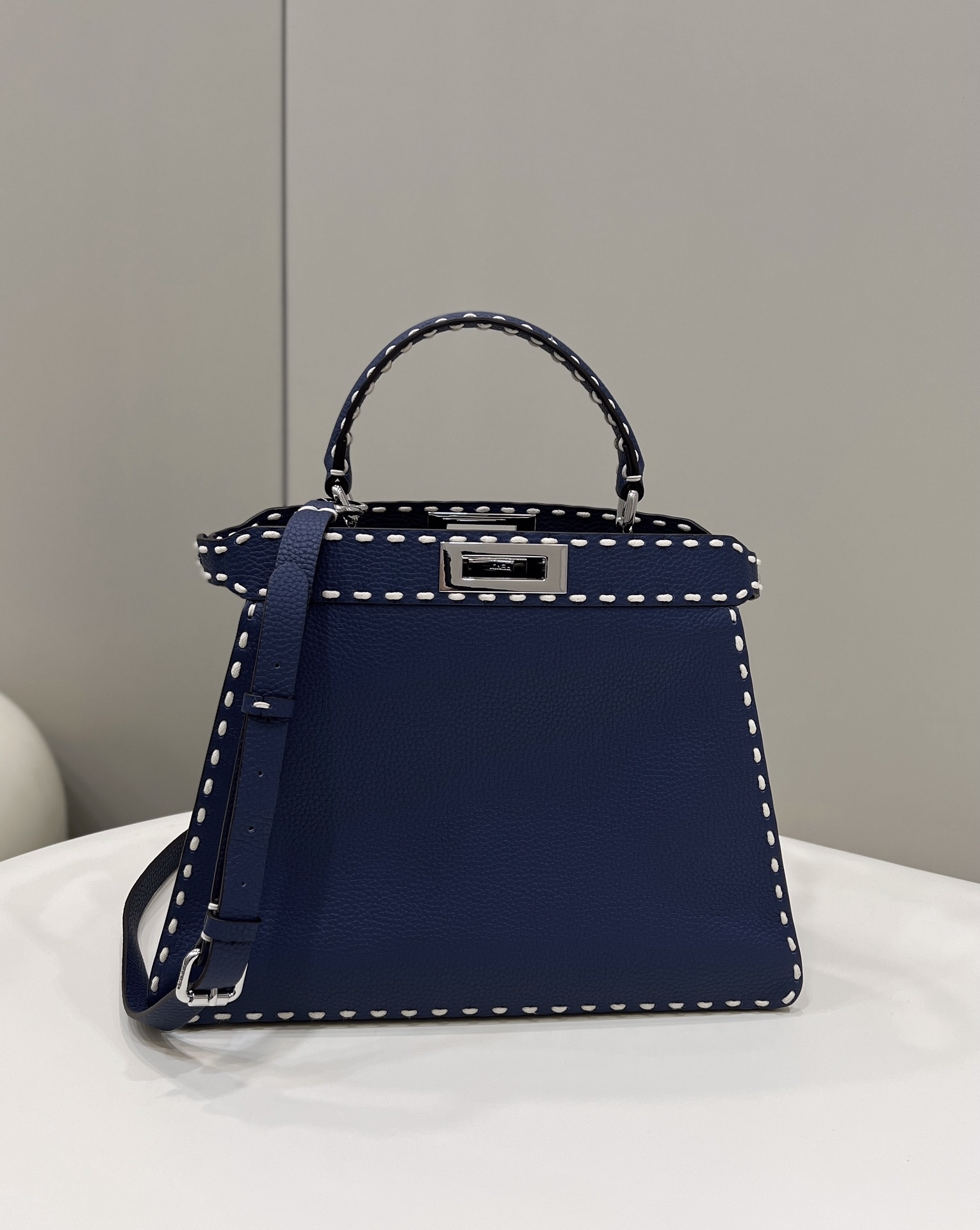 F**di peekaboo medium bag