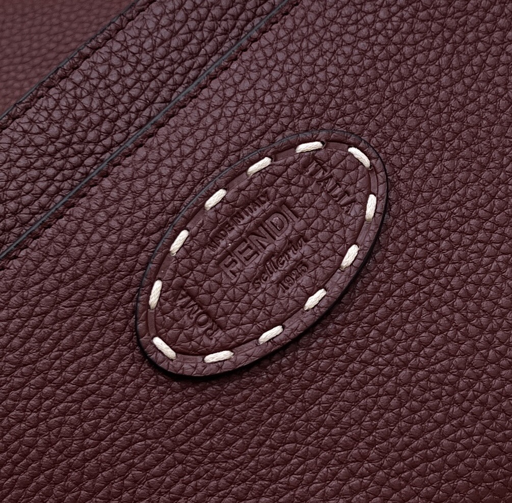 F**di peekaboo medium bag
