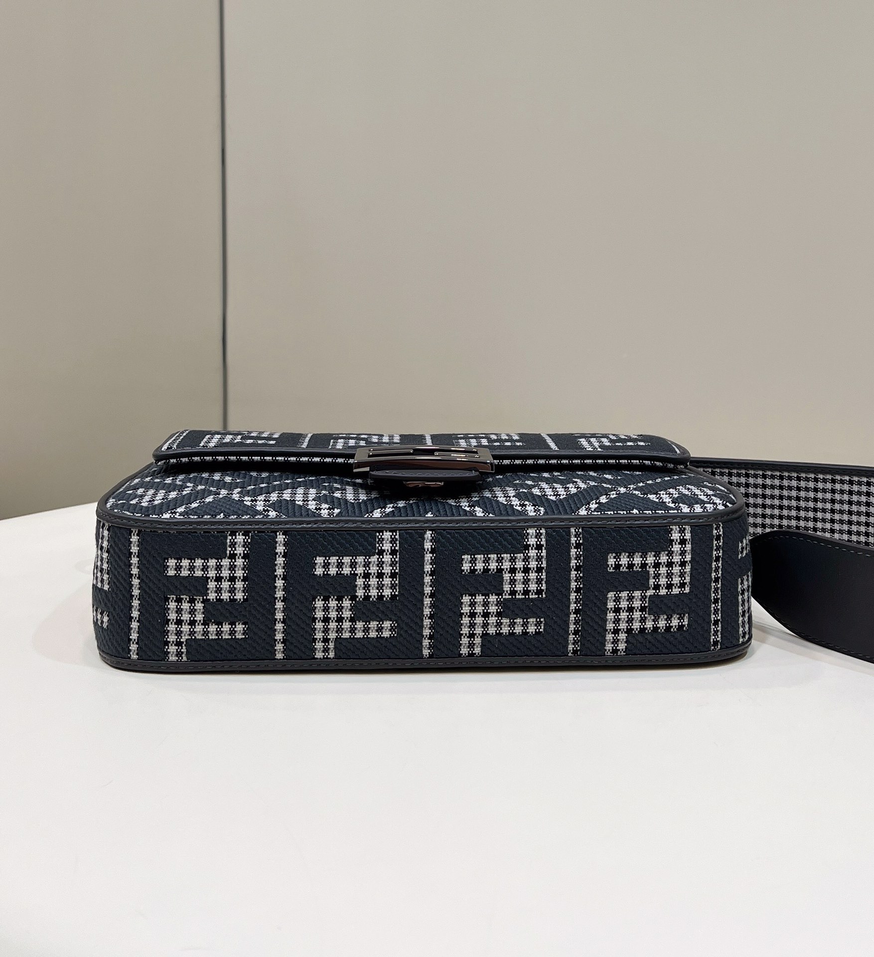 F**di baguette bag