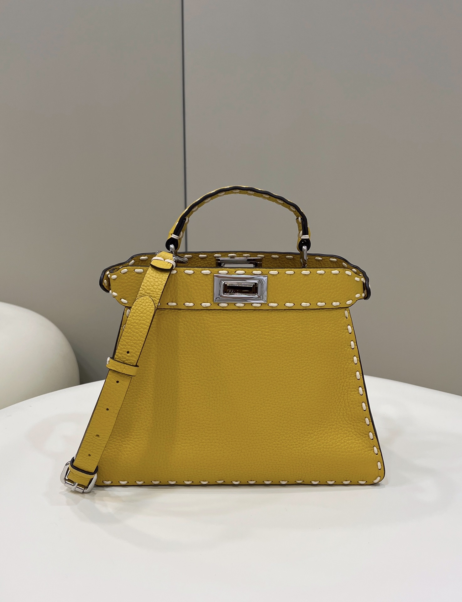 F**di peekaboo small bag