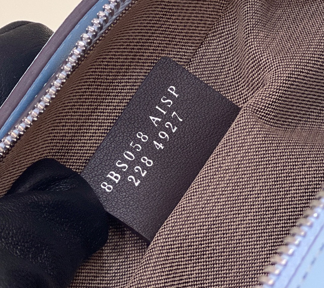 F**di o’lock camera bag
