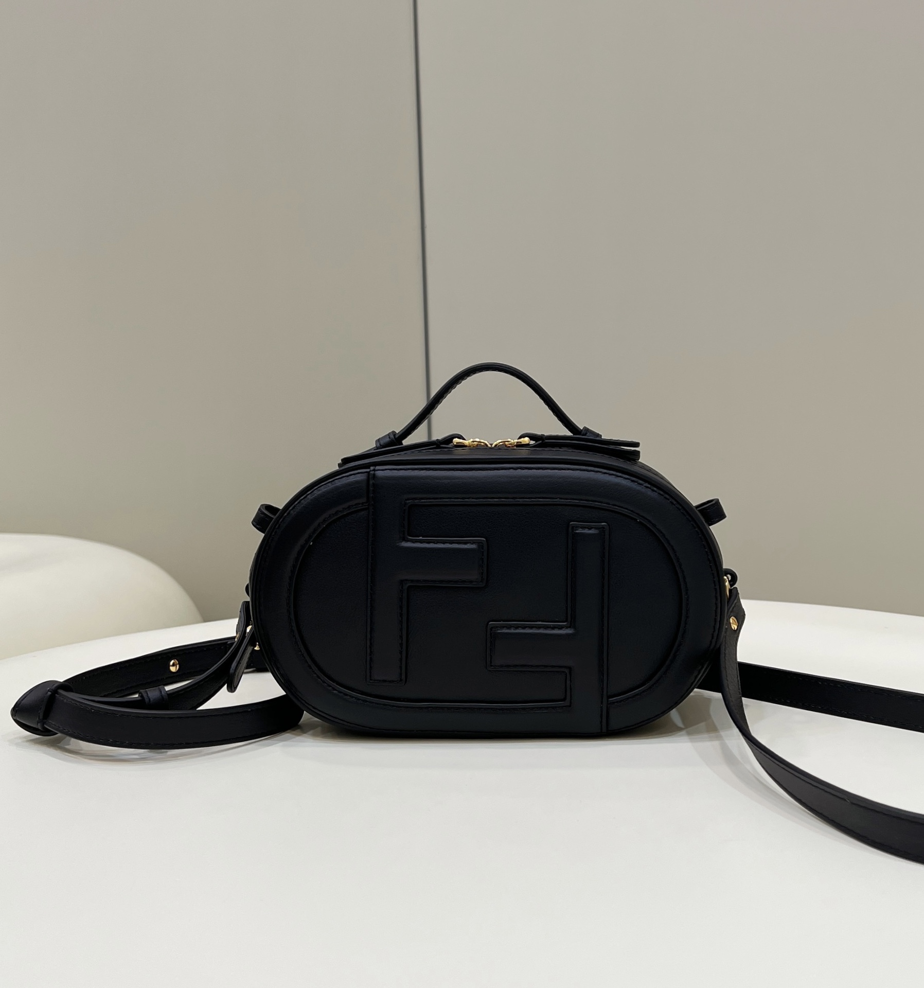 F**di o’lock camera bag
