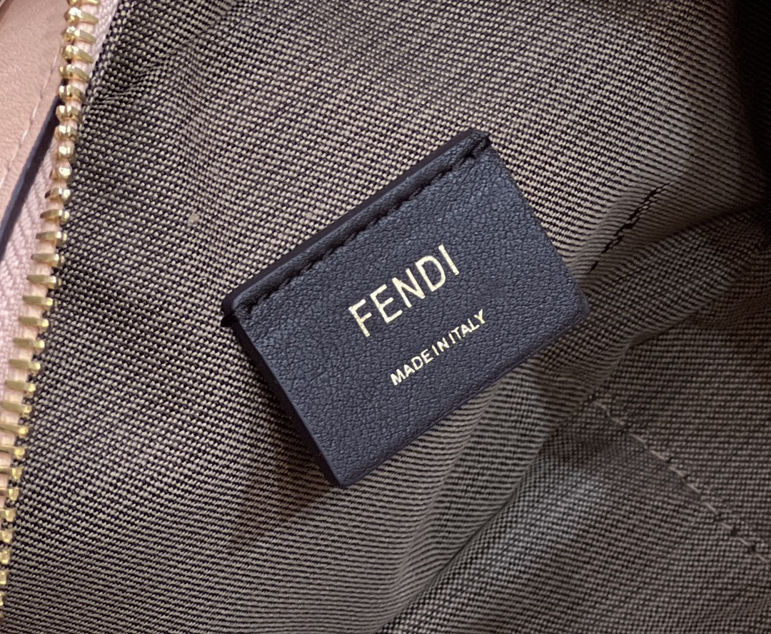 F**di o’lock camera bag