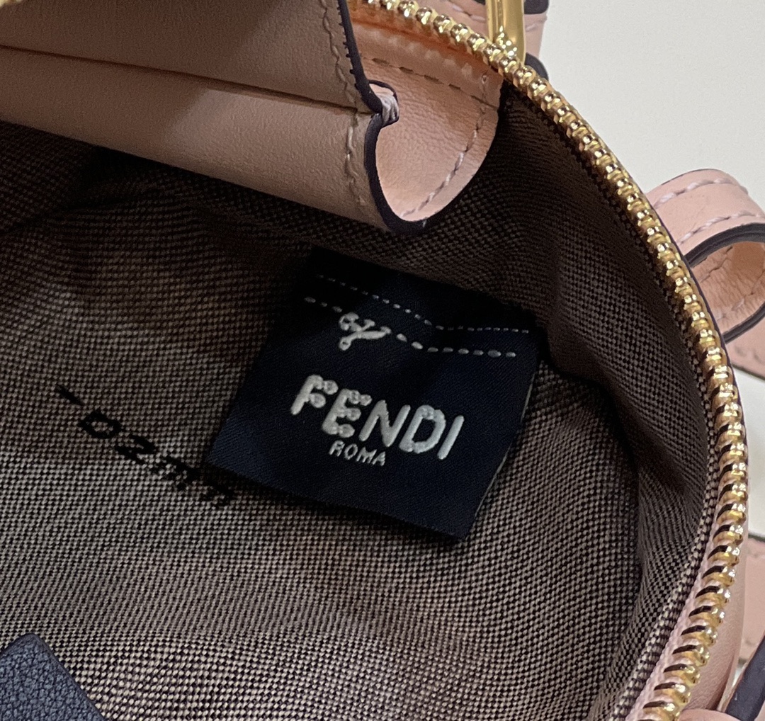 F**di o’lock camera bag
