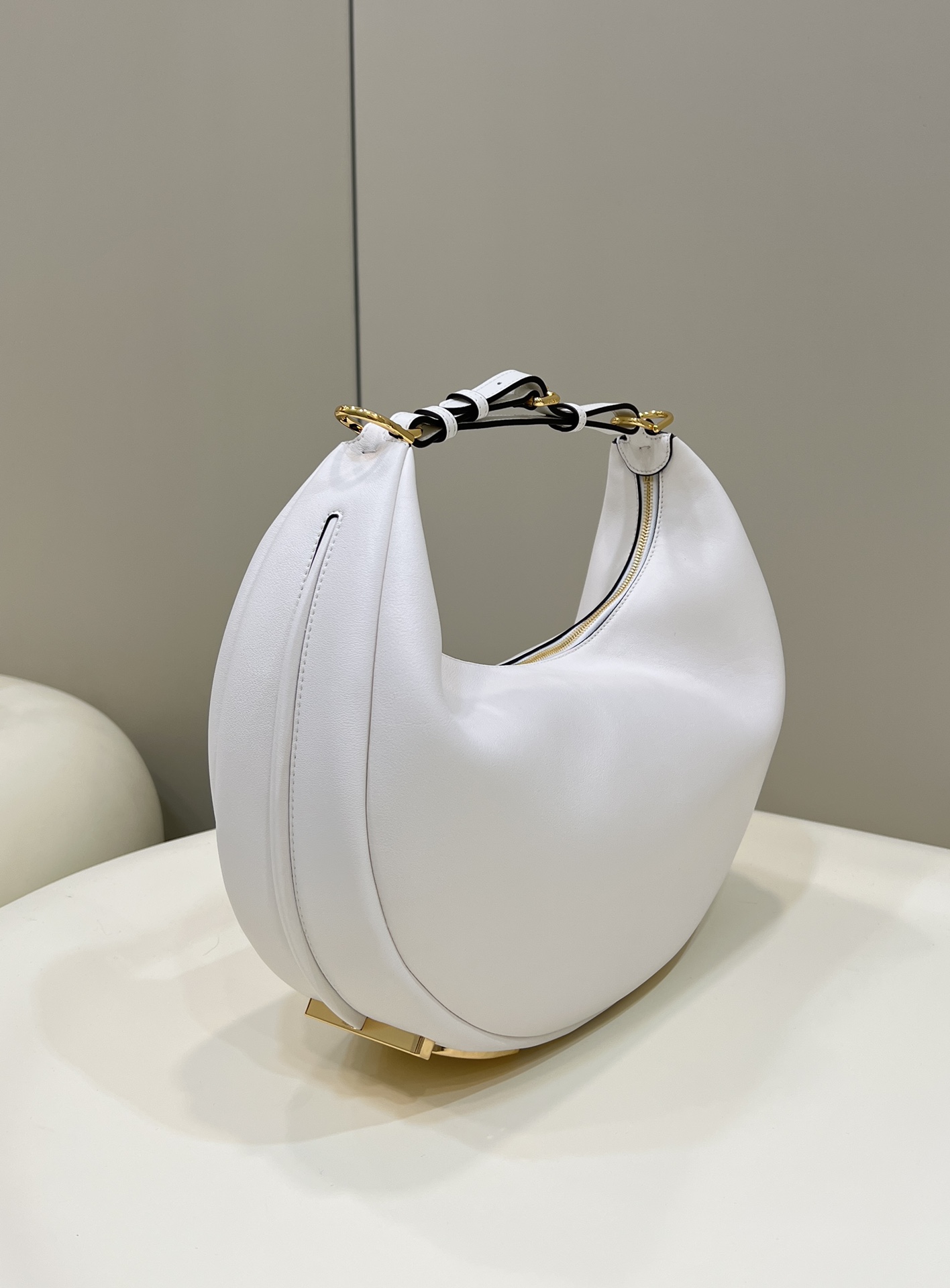 F**di graphy icon bag