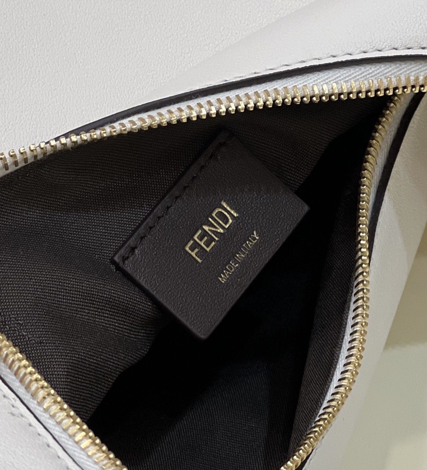 F**di graphy icon bag