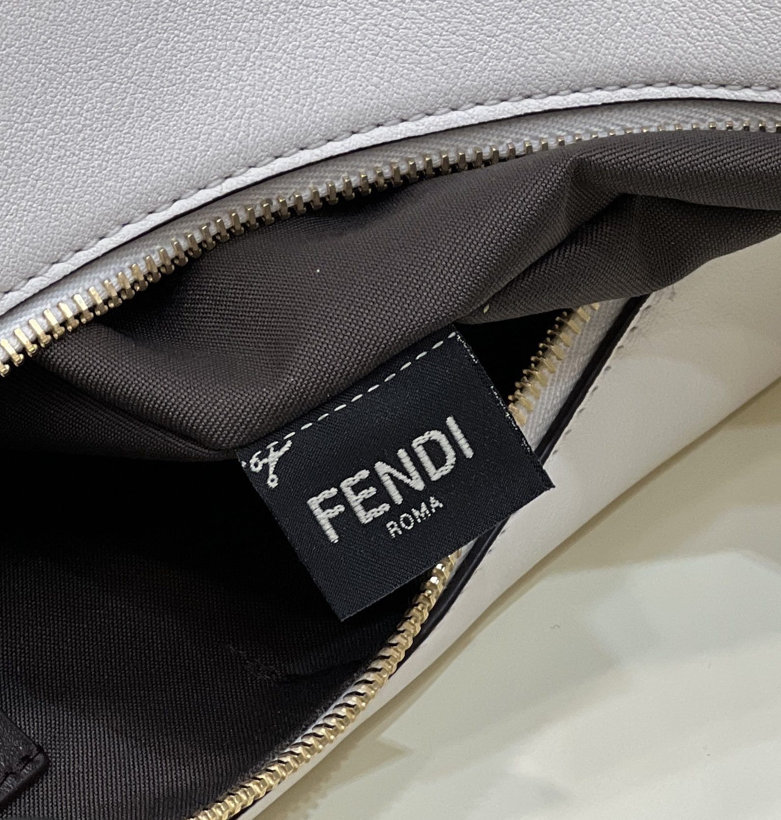 F**di graphy icon bag