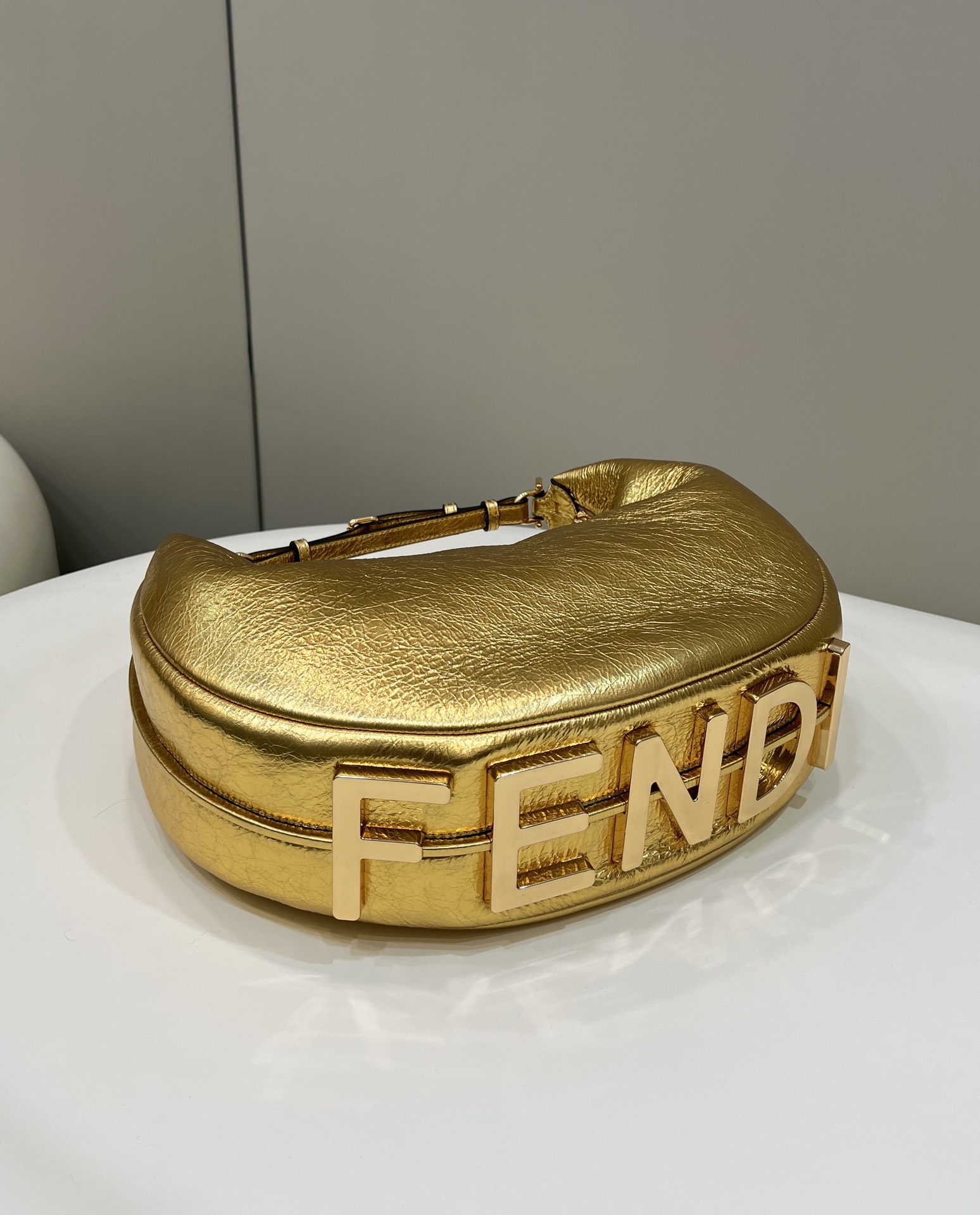F**di graphy icon bag