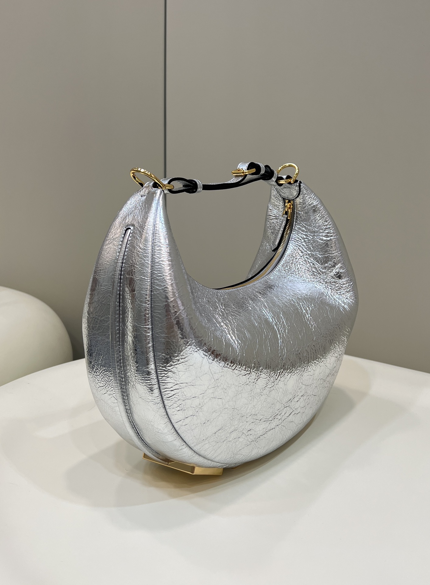 F**di graphy icon bag