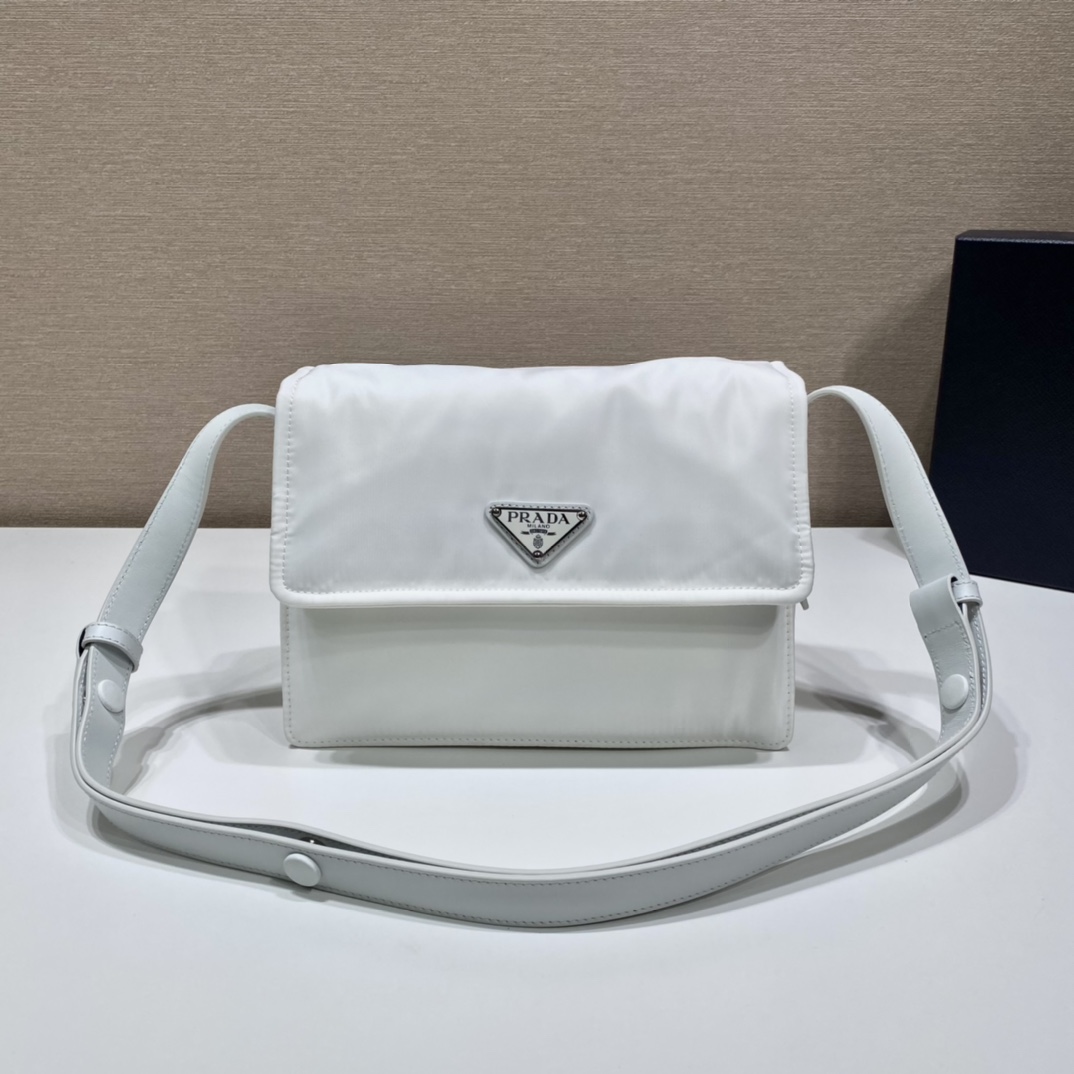 Pra*a small padded re-nylon shoulder bag