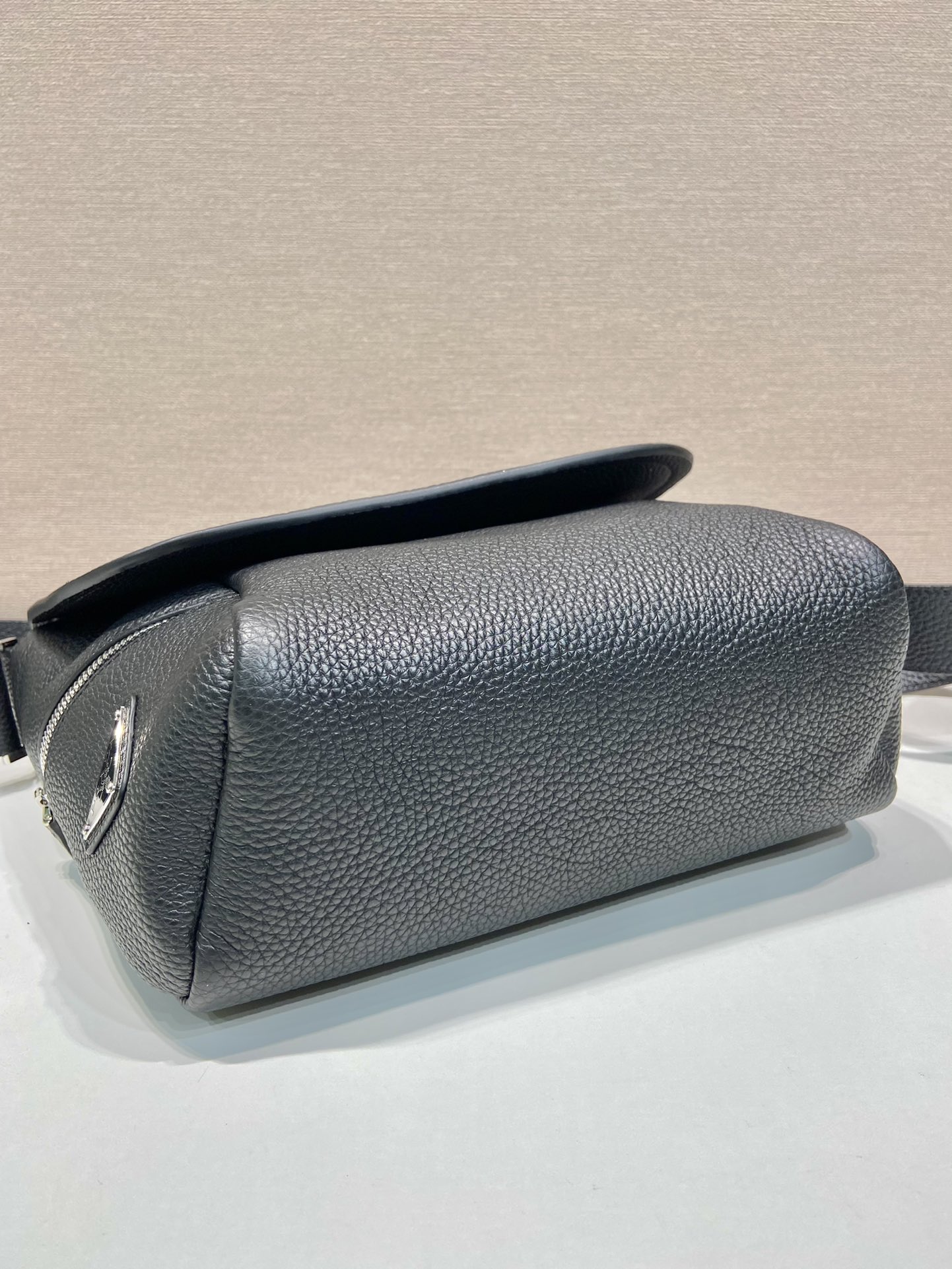 Pra*a leather bag with shoulder strap