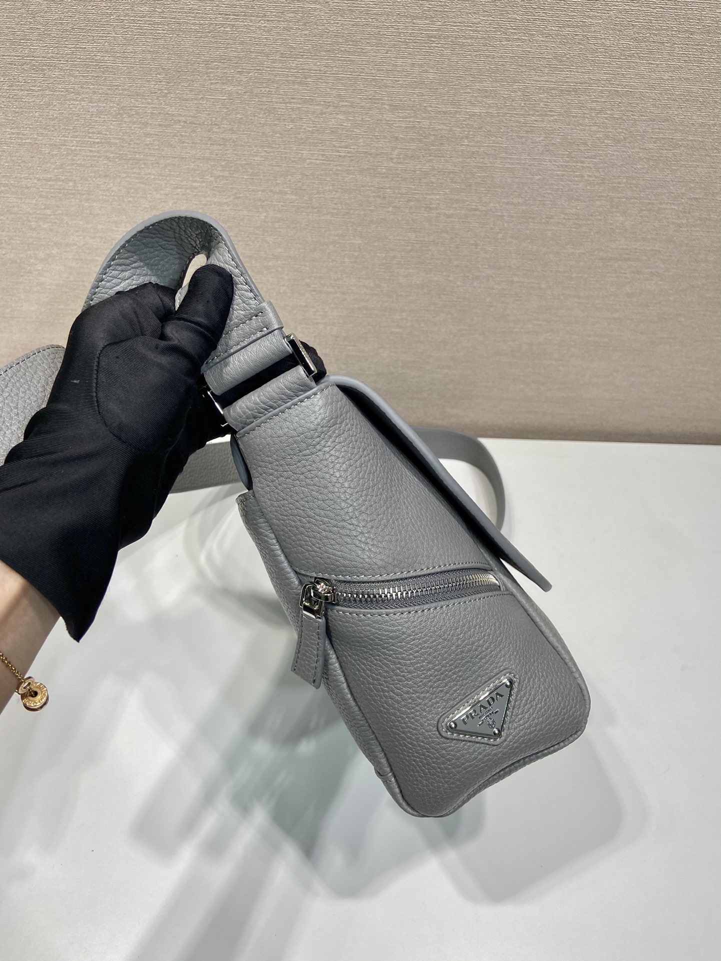 Pra*a leather bag with shoulder strap