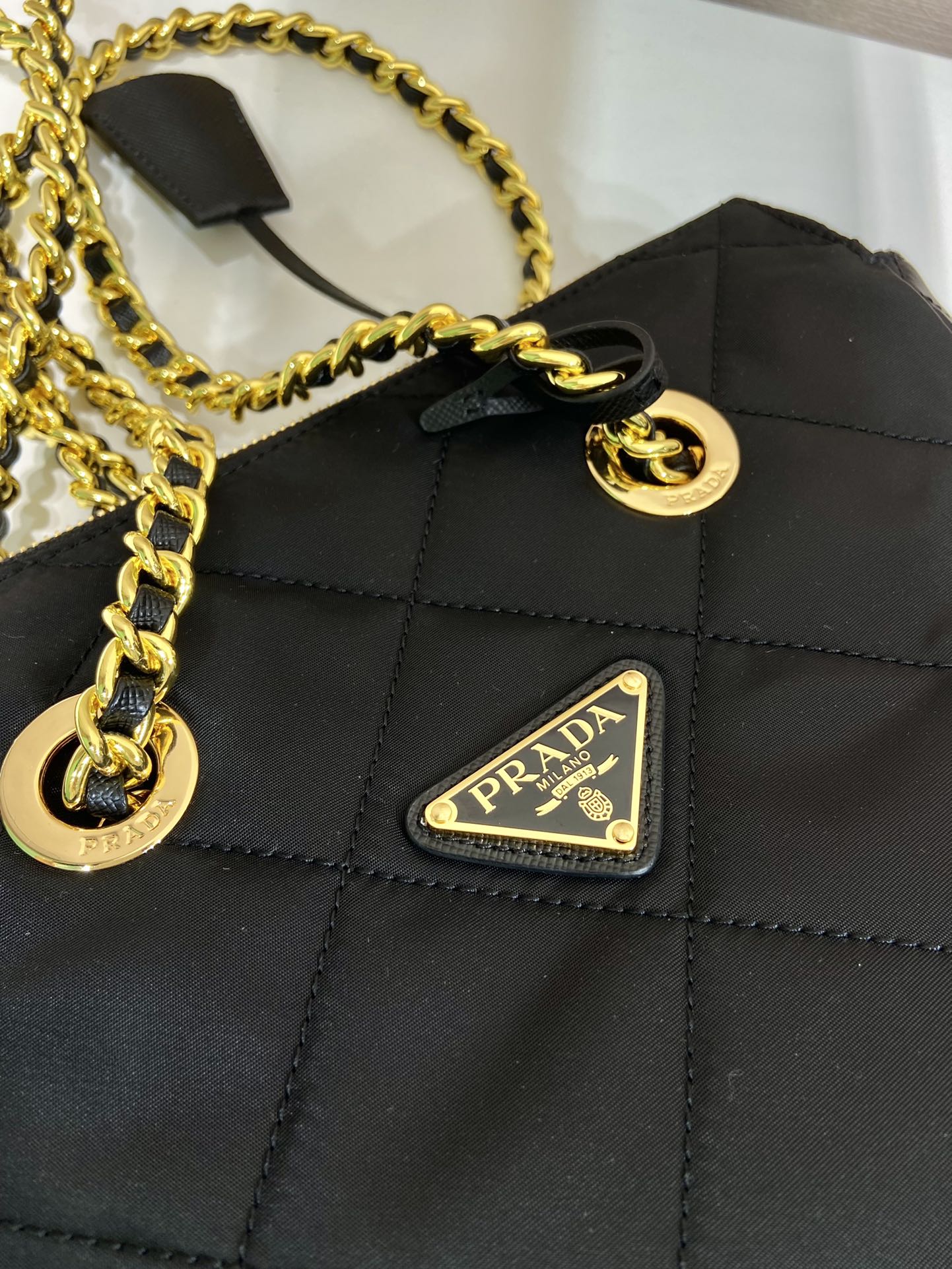 Pra*a re-edition 1995 chaîne re-nylon tote bag
