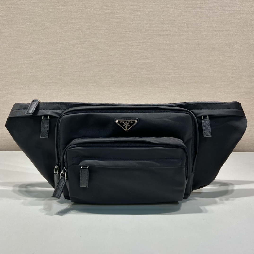 Pra*a men waist bag