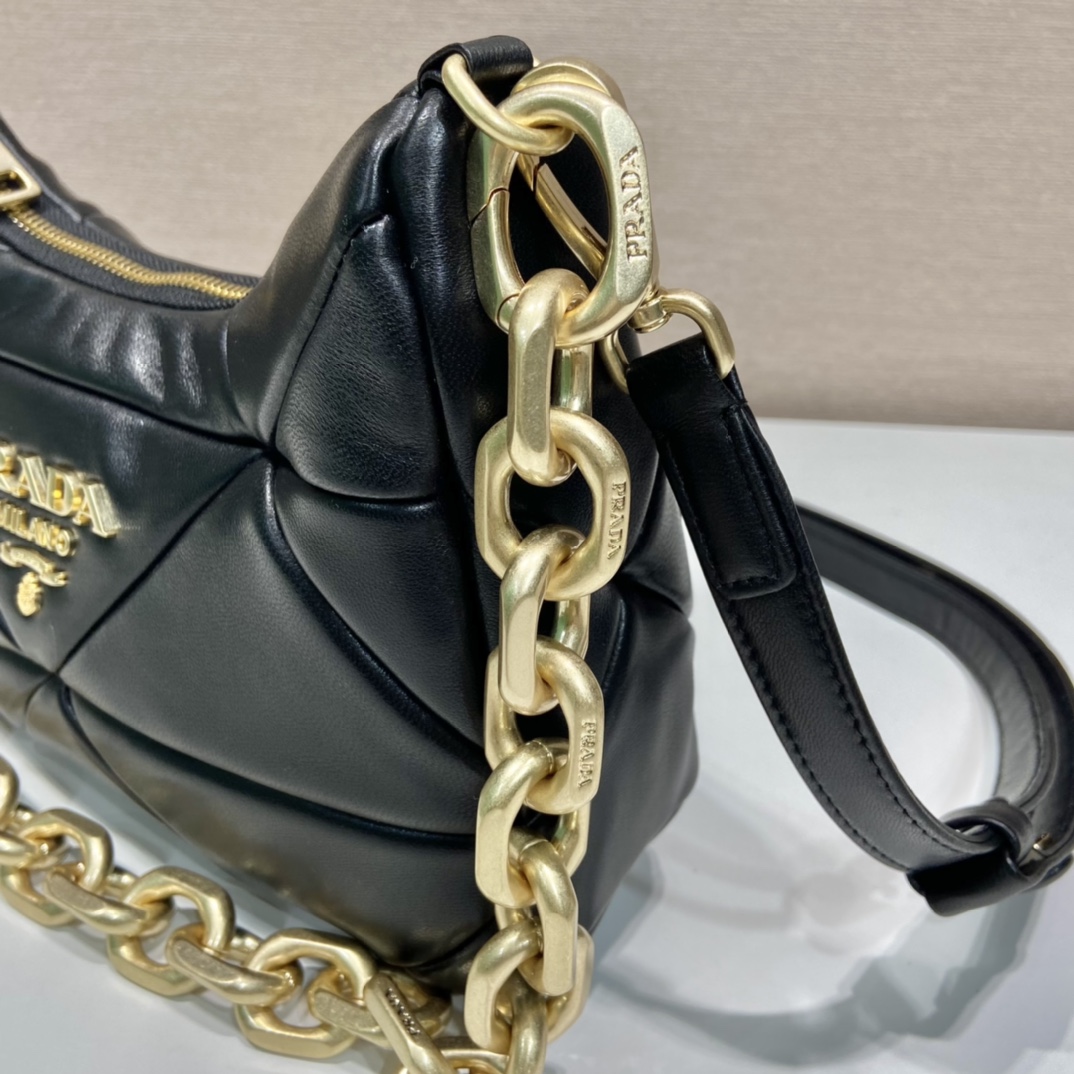 Pra*a leather shoulder bag