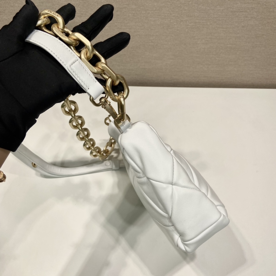 Pra*a leather shoulder bag