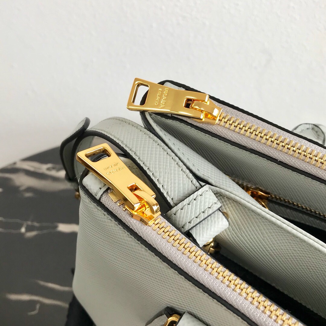 Pra*a galleria saffiano leather bag