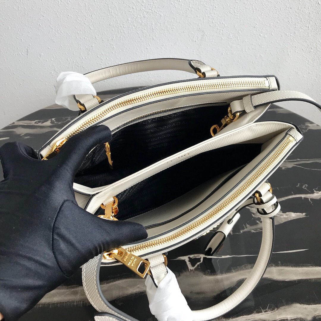 Pra*a galleria saffiano leather bag
