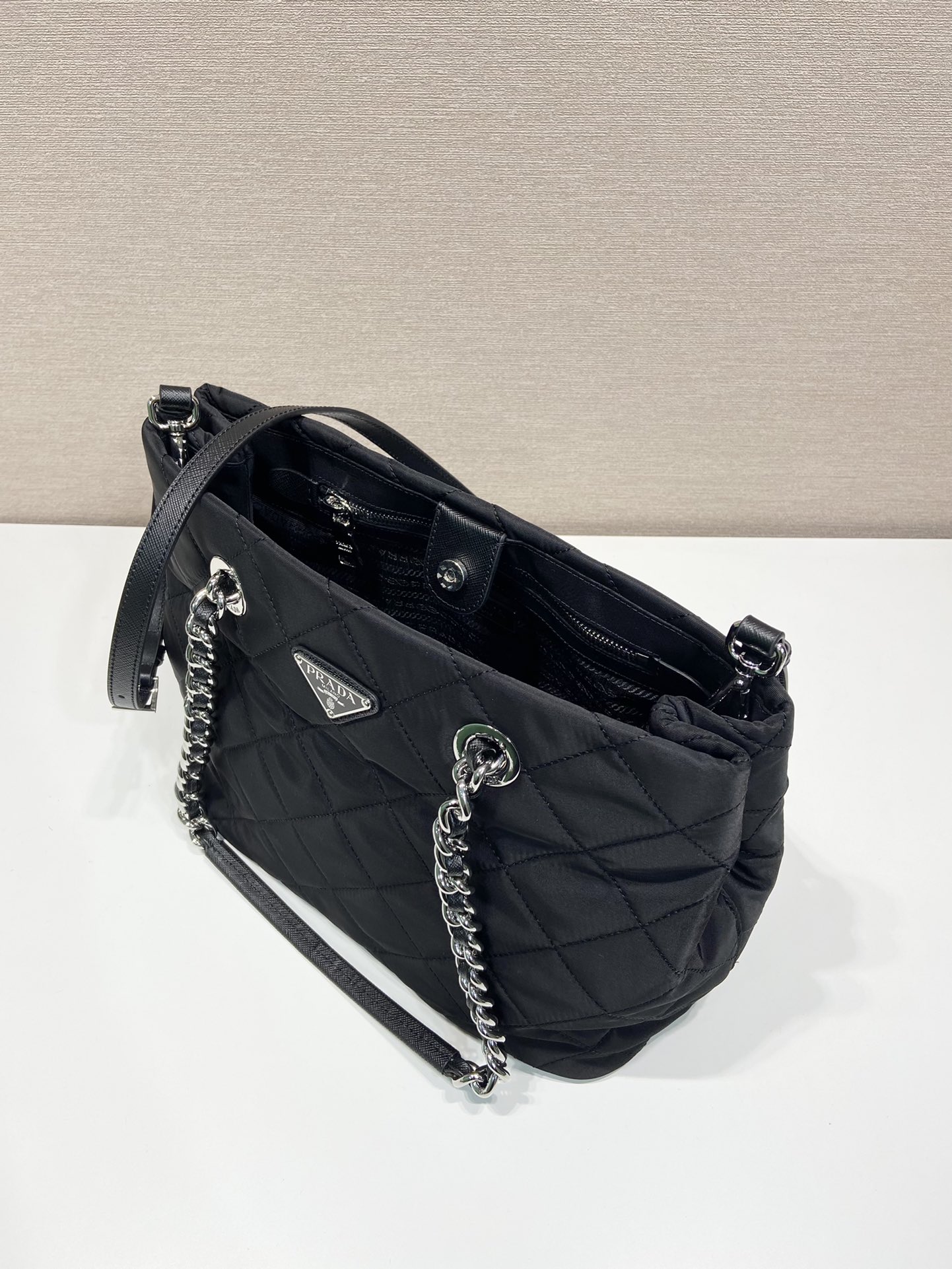 Pra*a shoulder bag