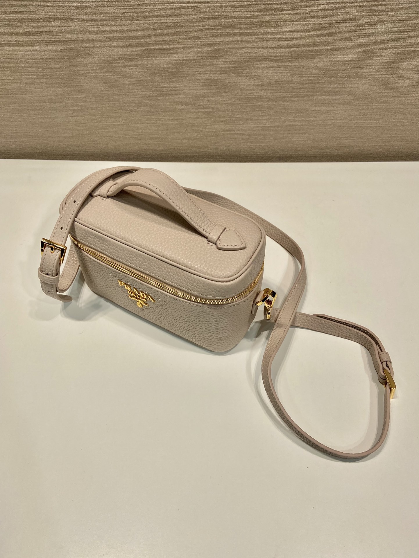 Pra*a leather mini-bag