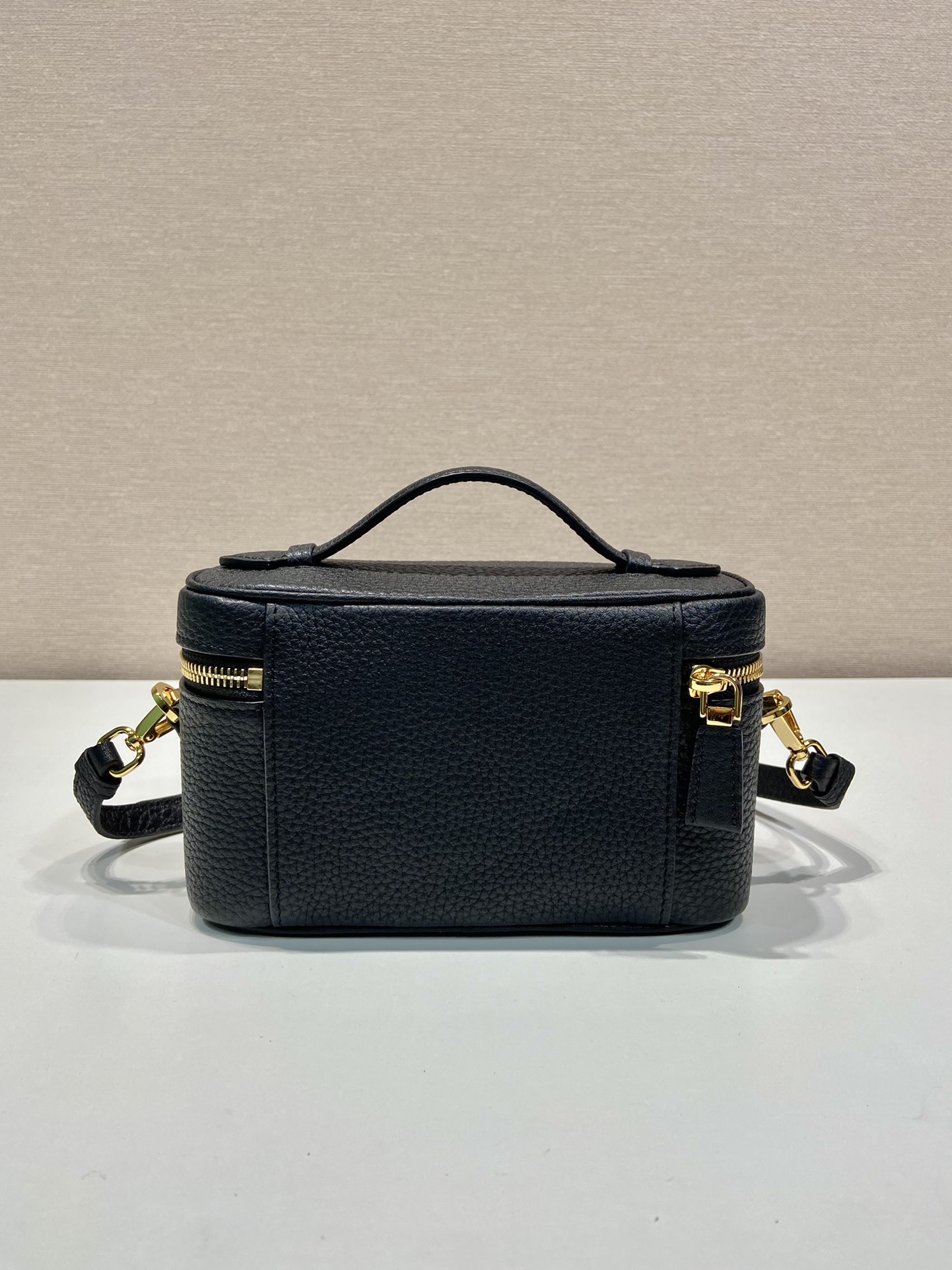 Pra*a leather mini-bag
