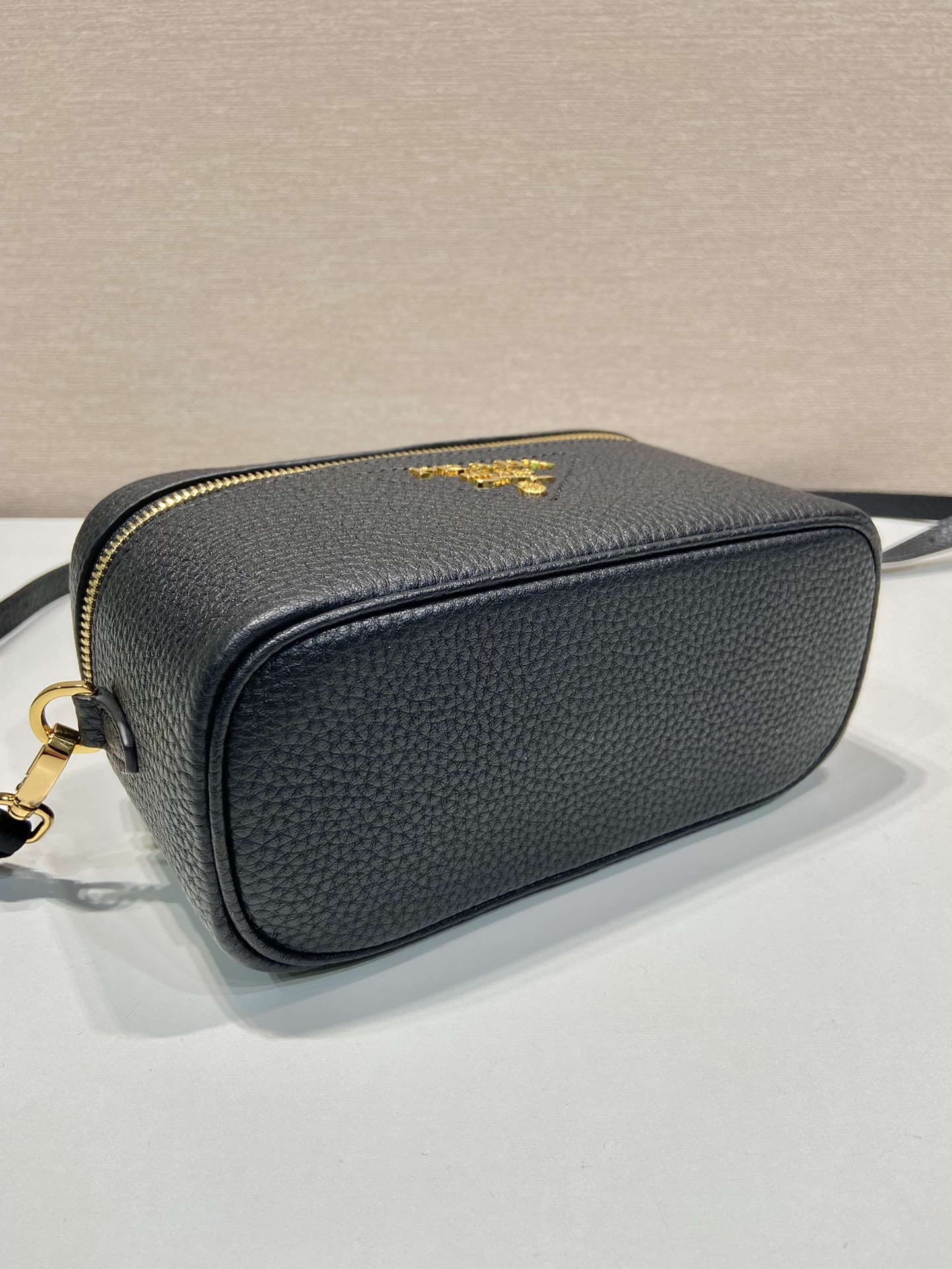 Pra*a leather mini-bag