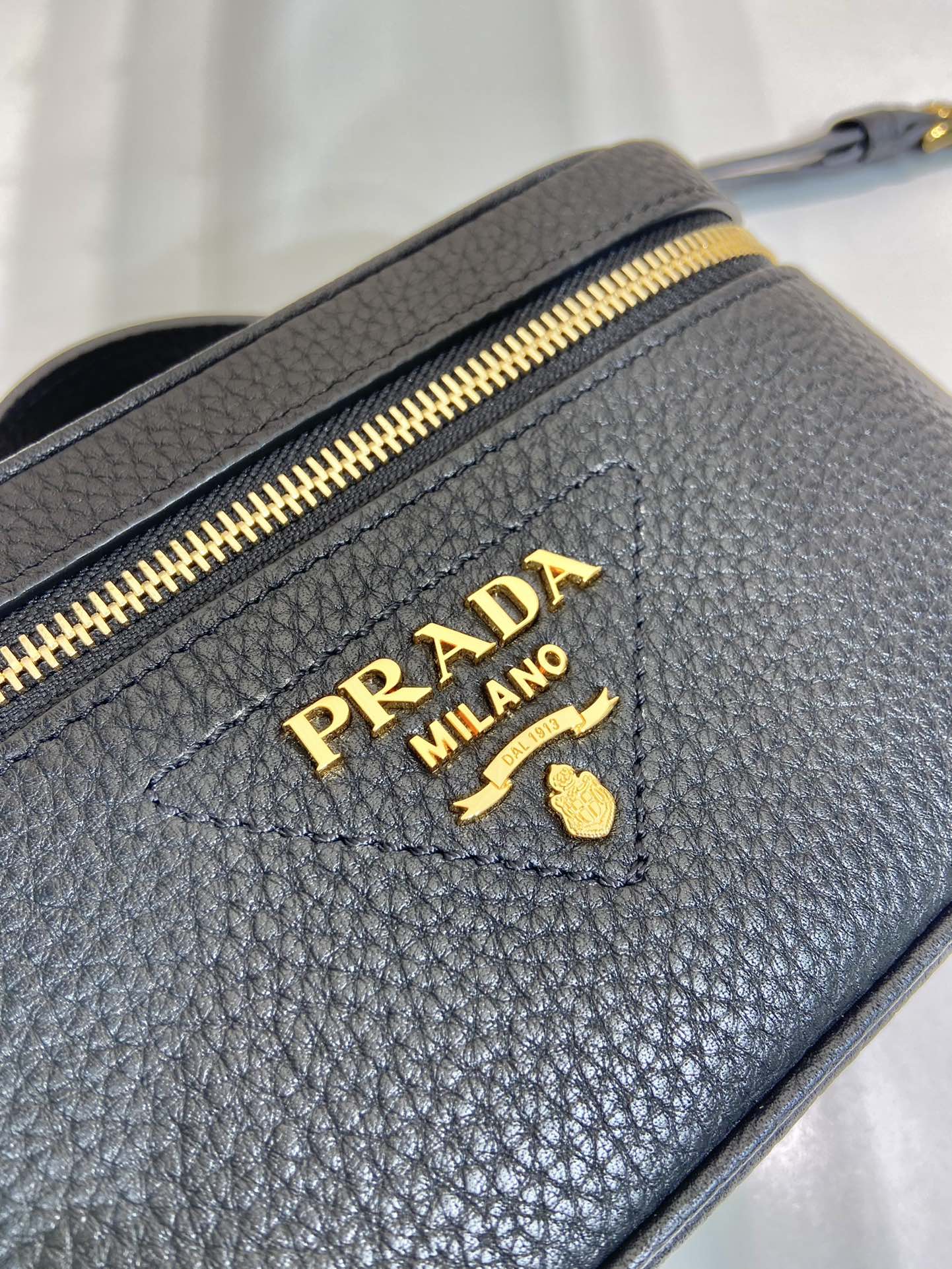 Pra*a leather mini-bag