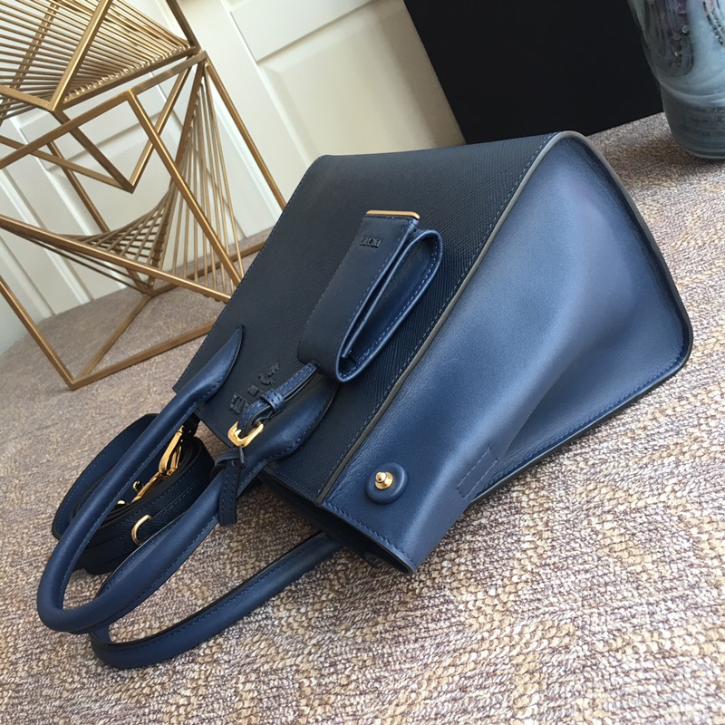 Pra*a monochrome small saffiano bag