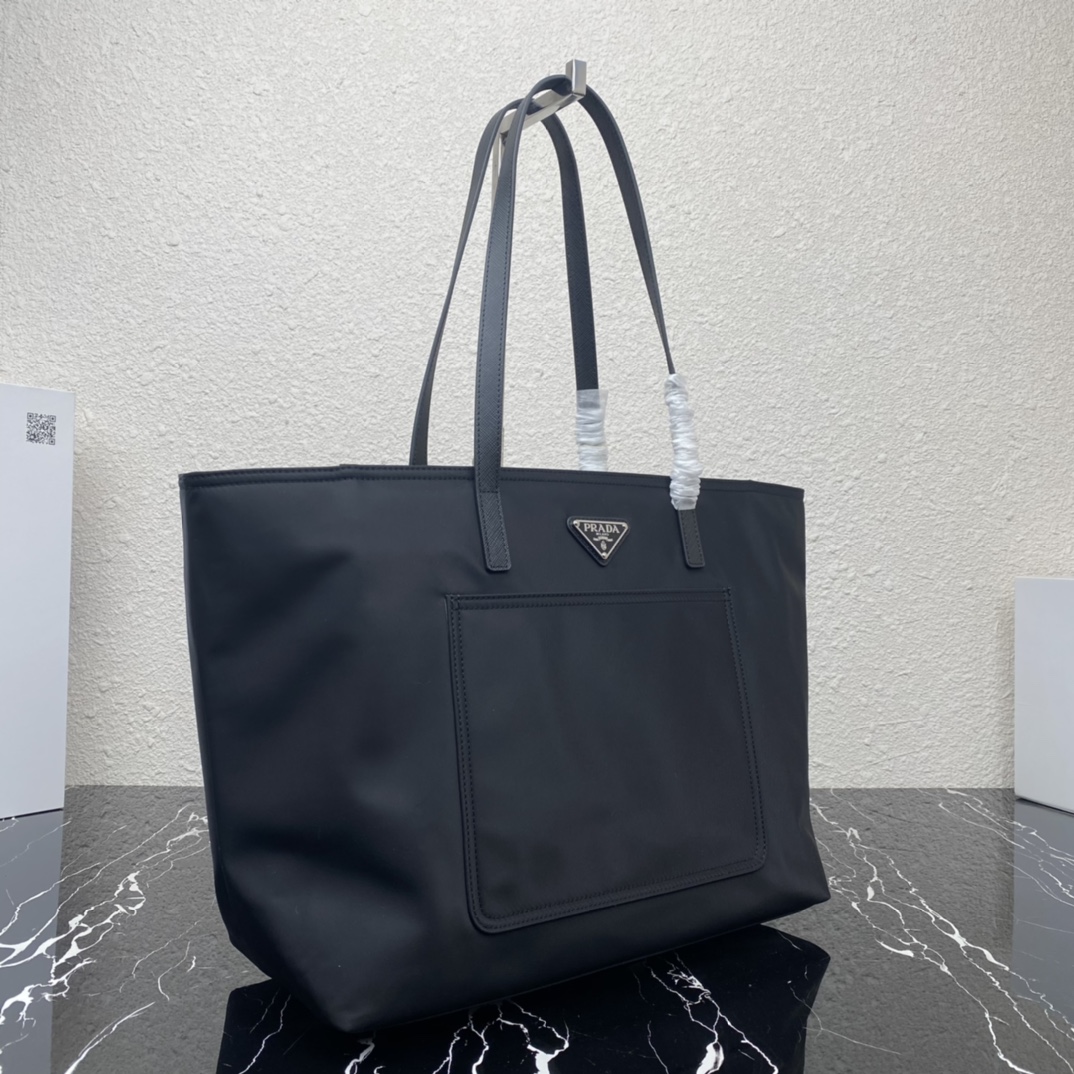 Pra*a re-nylon tote bag