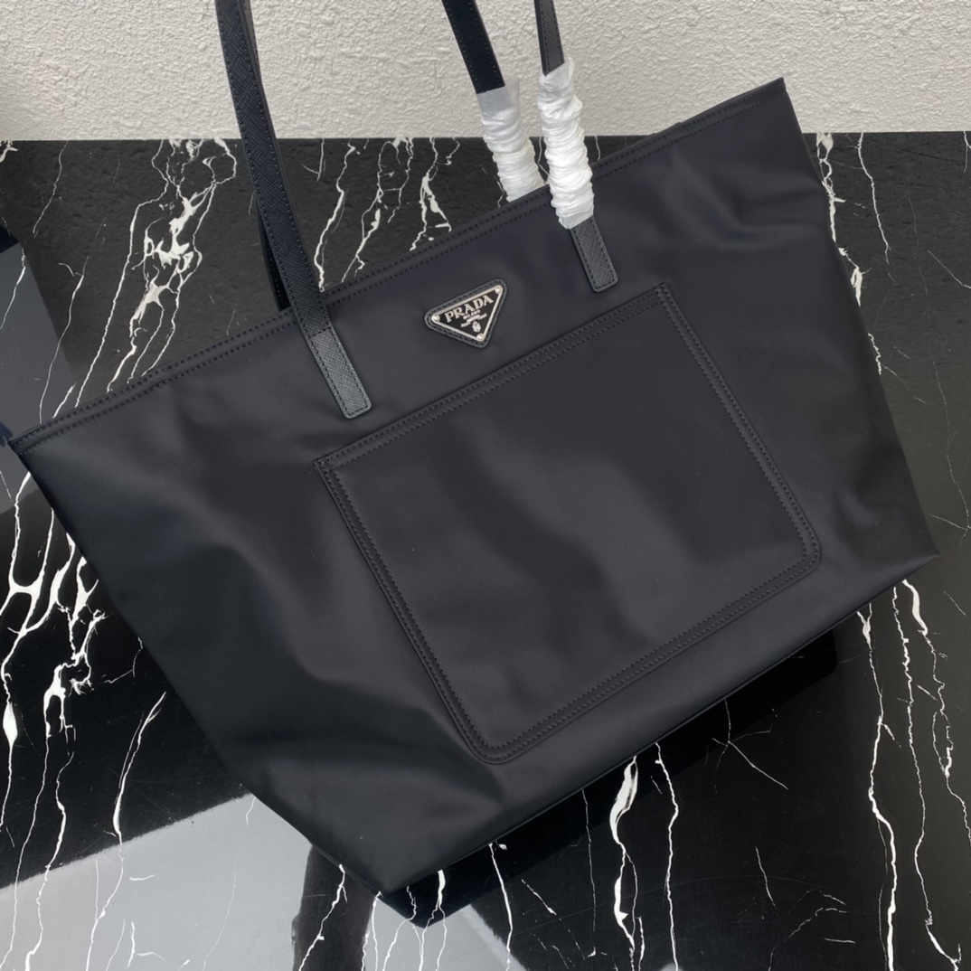Pra*a re-nylon tote bag
