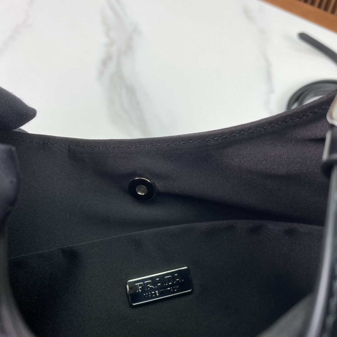 Pra*a cleo satin bag with crystals