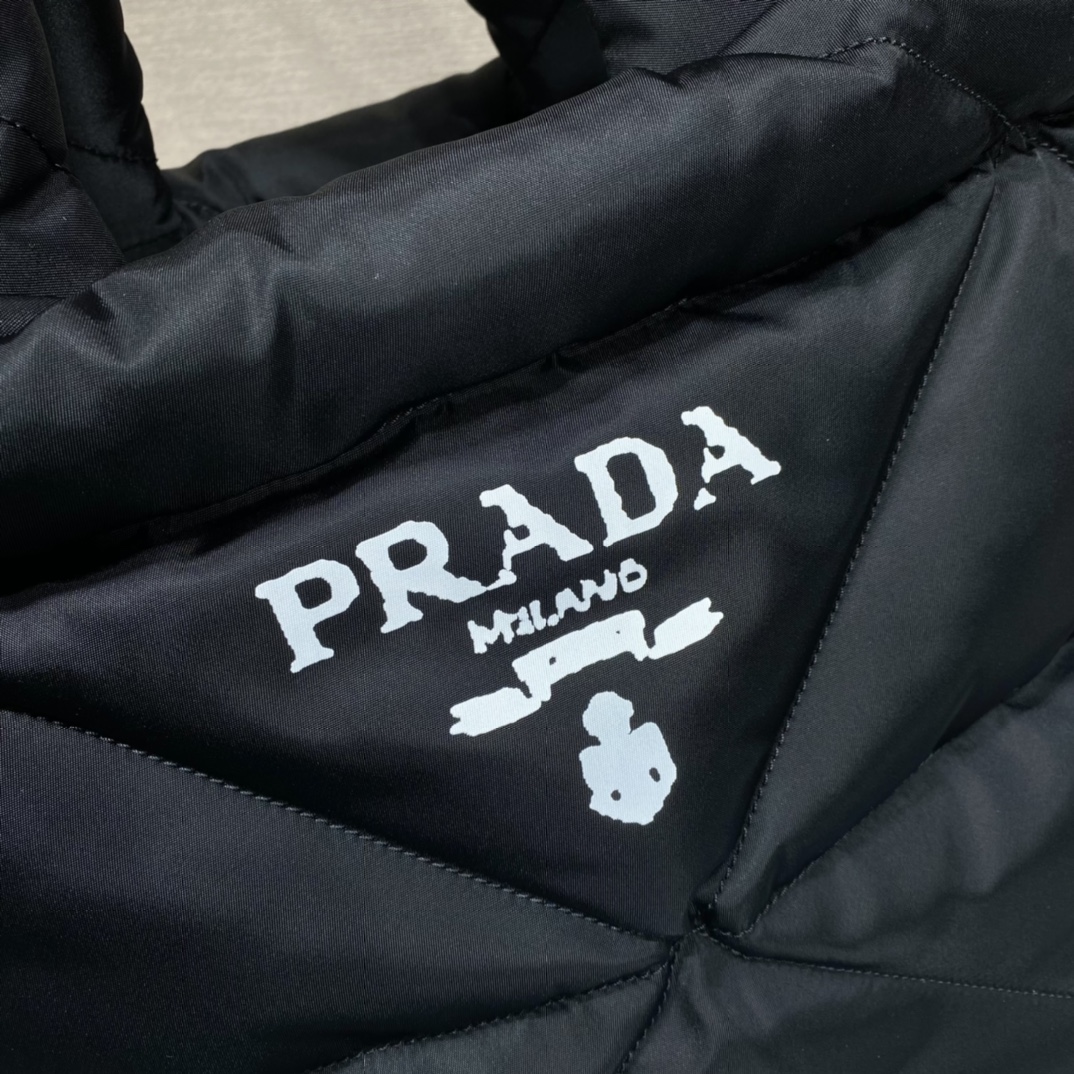 Pra*a black padded nappa tote bag