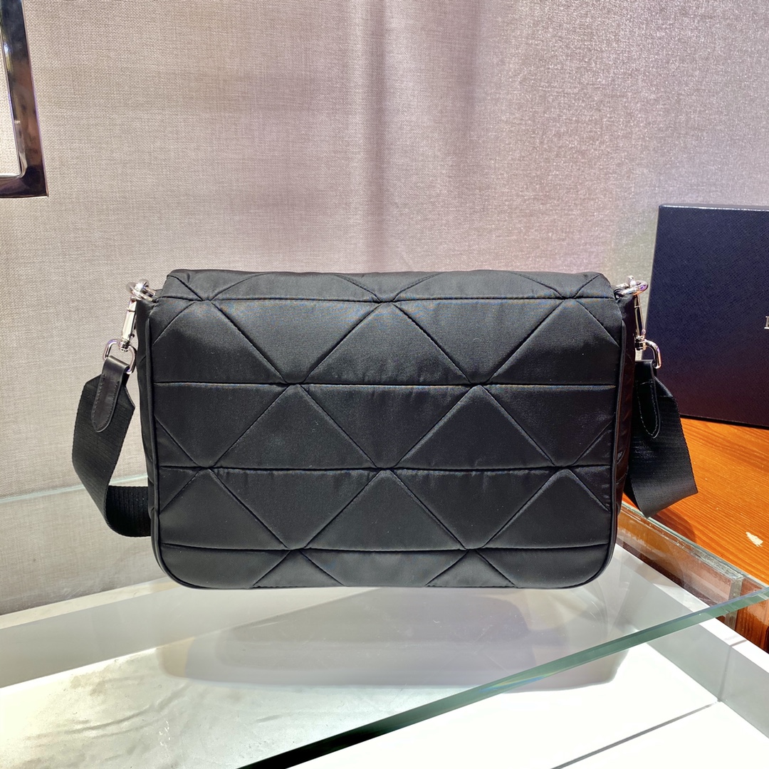 Pra*a system nappa patchwork bag