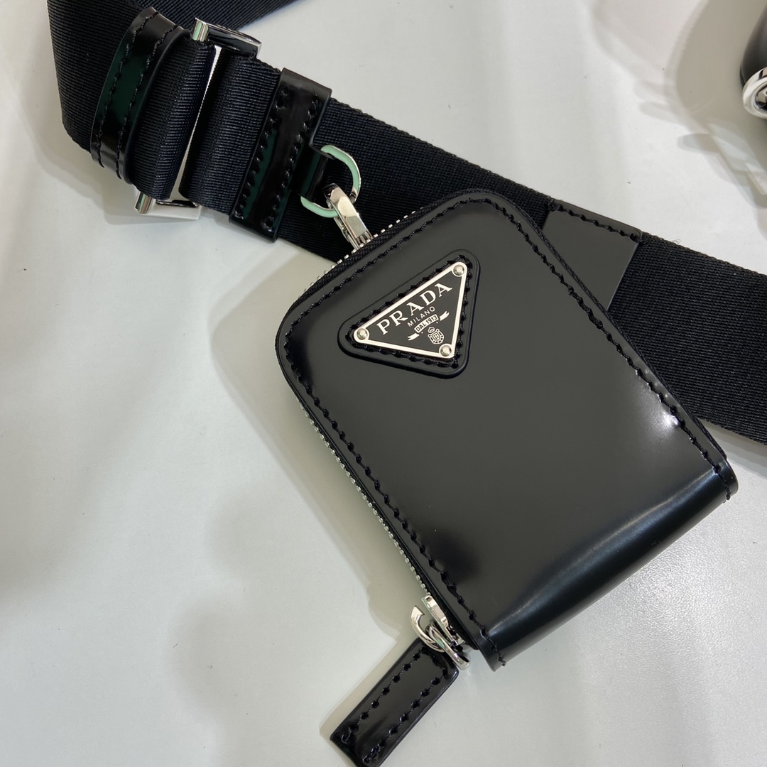 Pra*a small Pra*a brique leather bag