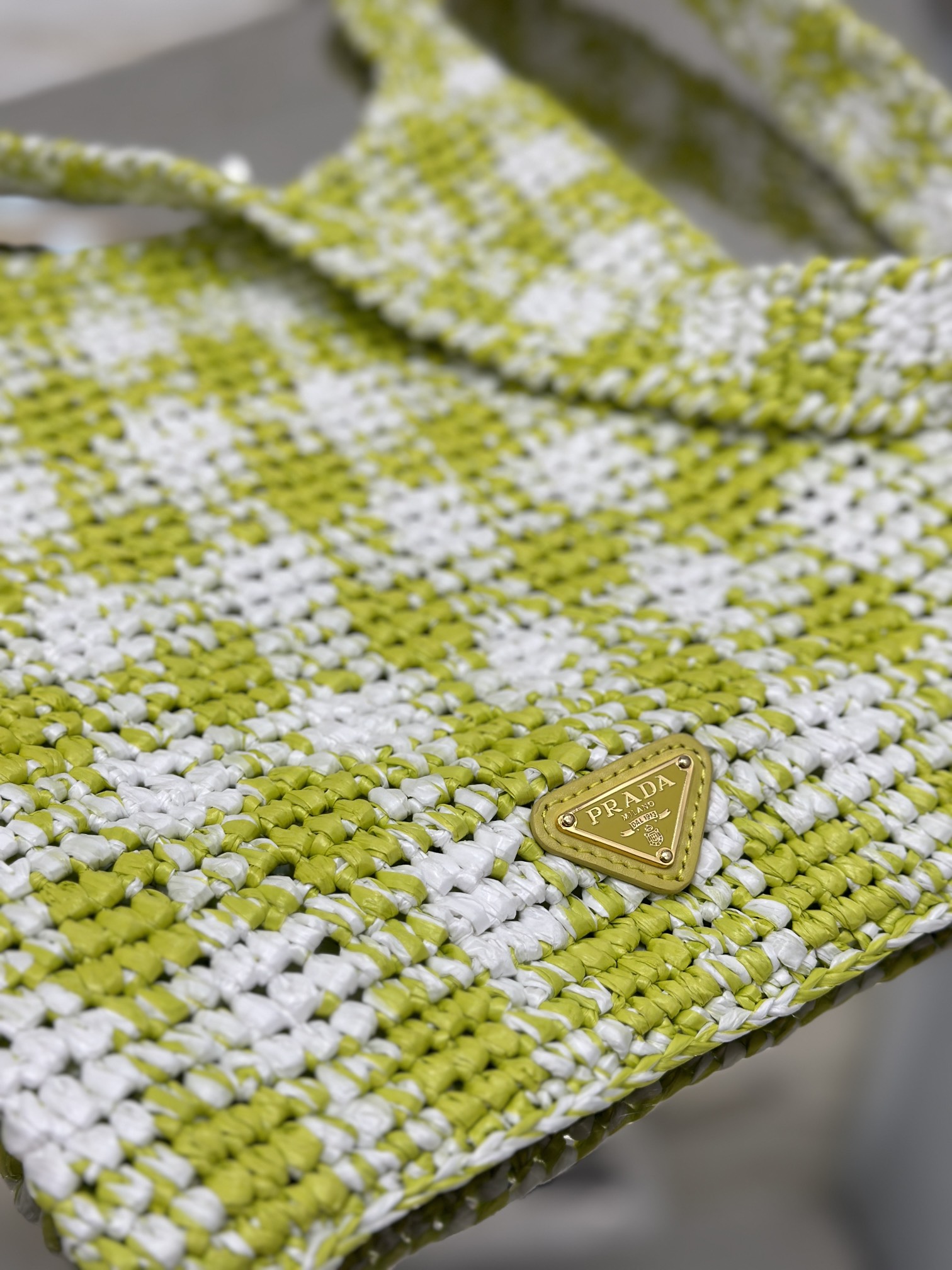 Pra*a crochet bag