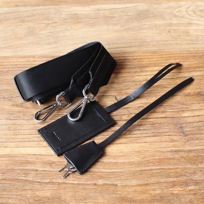 Pra*a nylon duffle bag in black
