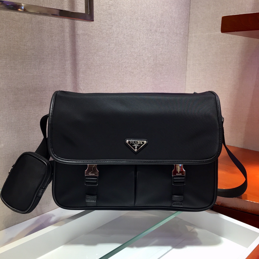 Pra*a re-nylon messenger bag