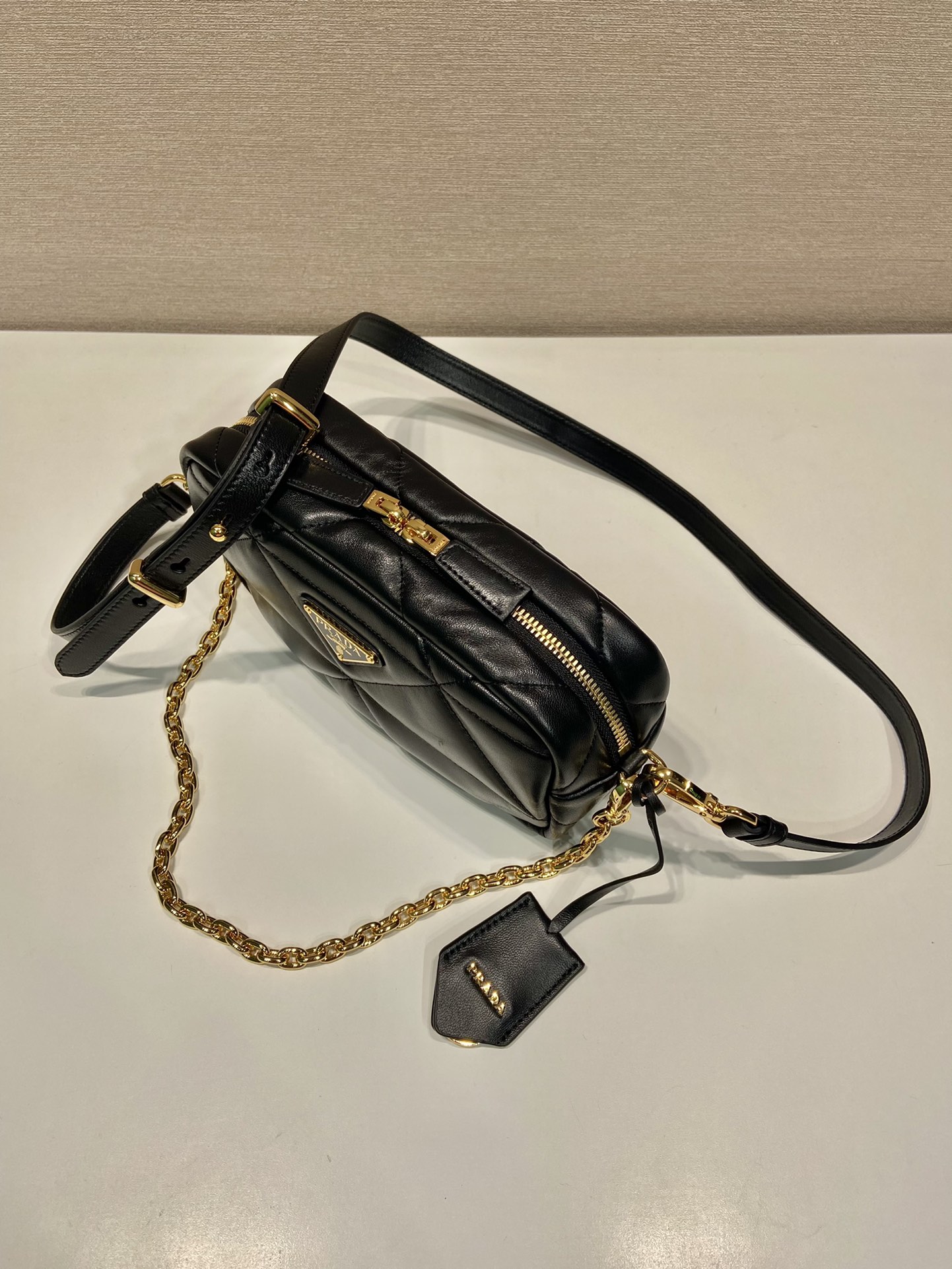 Pra*a camera bag