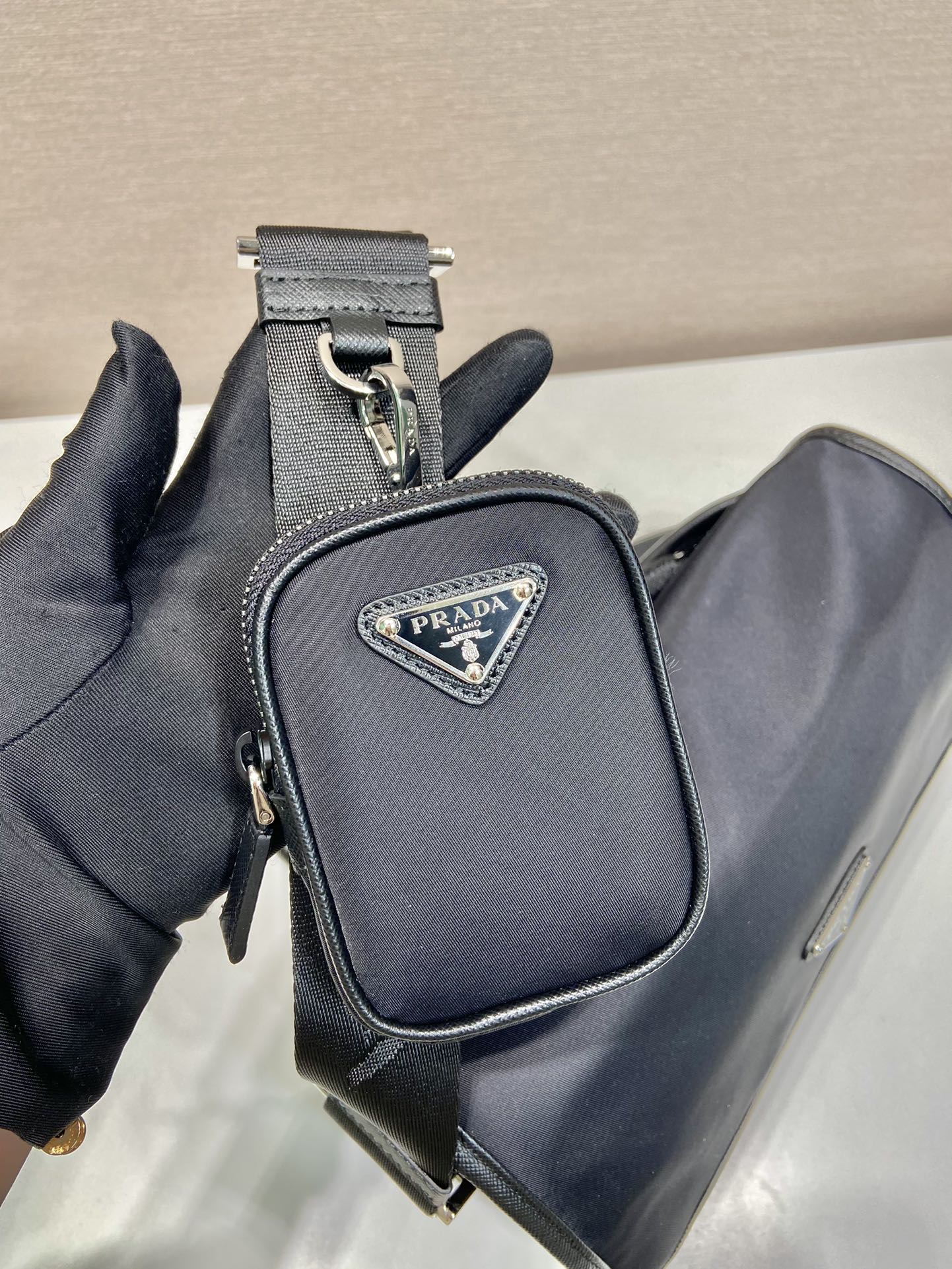 Pra*a messenger bag