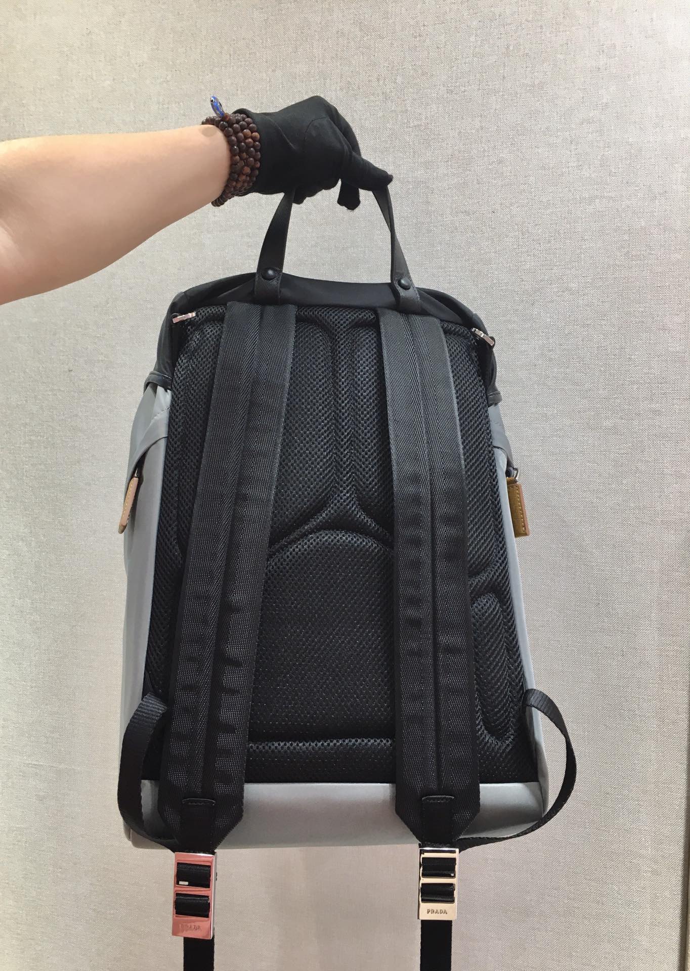 Pra*a  backpack