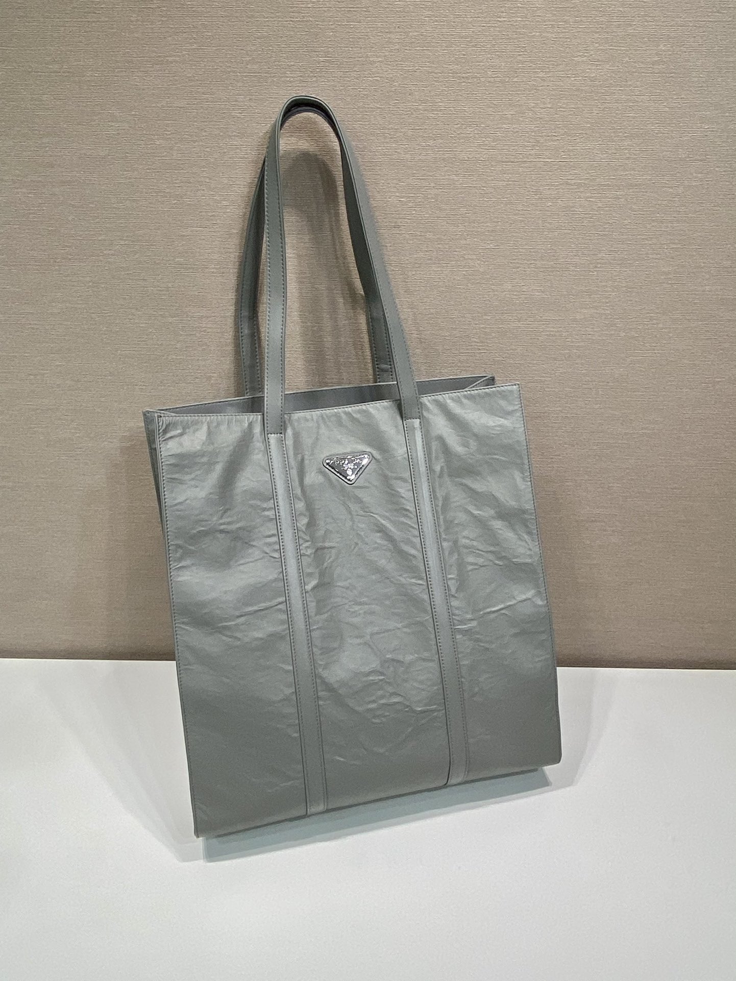Pra*a medium antique nappa leather tote bag