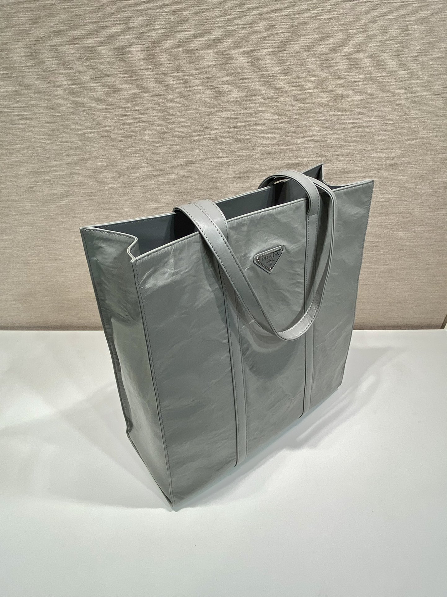 Pra*a medium antique nappa leather tote bag