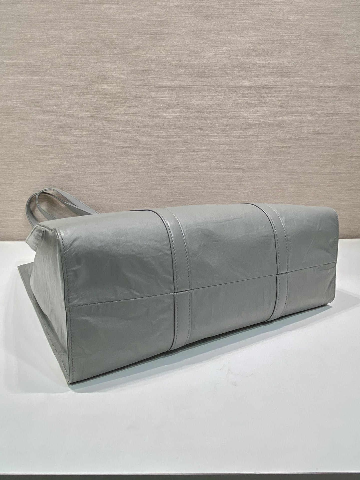 Pra*a medium antique nappa leather tote bag