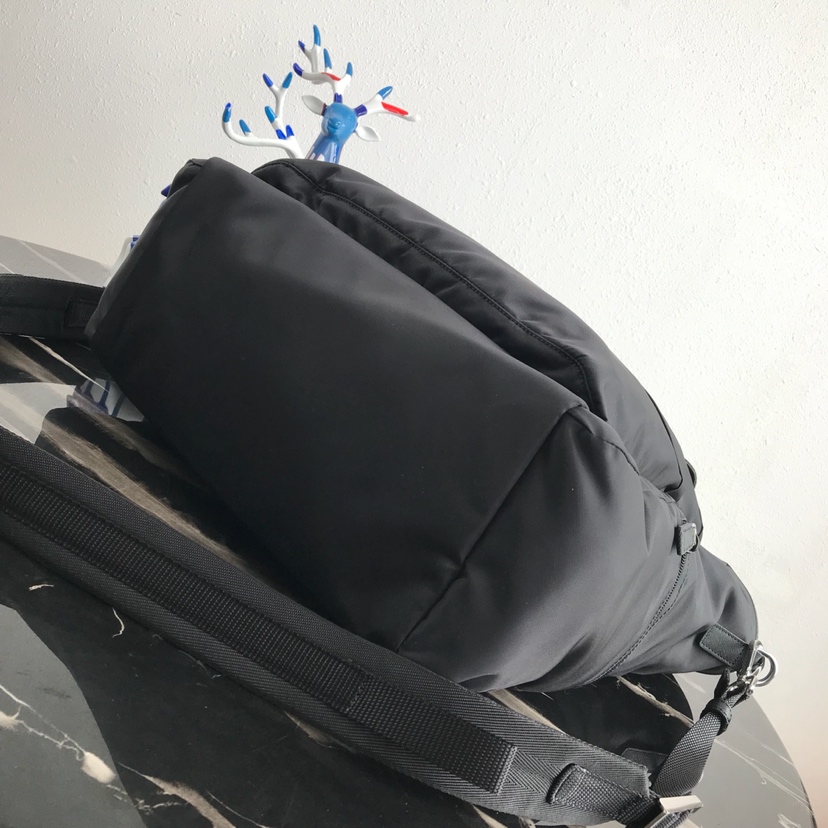 Pra*a tote bag