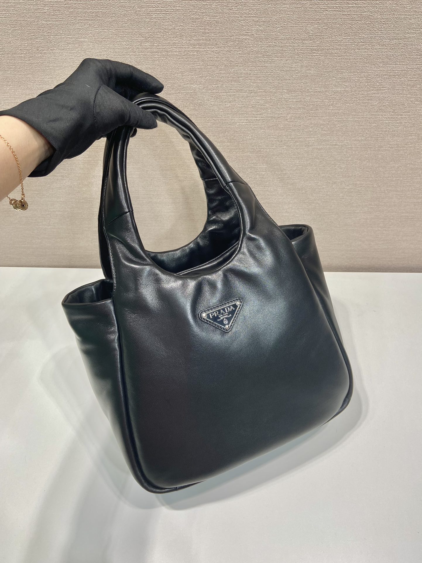 medium padded Pra*a soft nappa leather bag