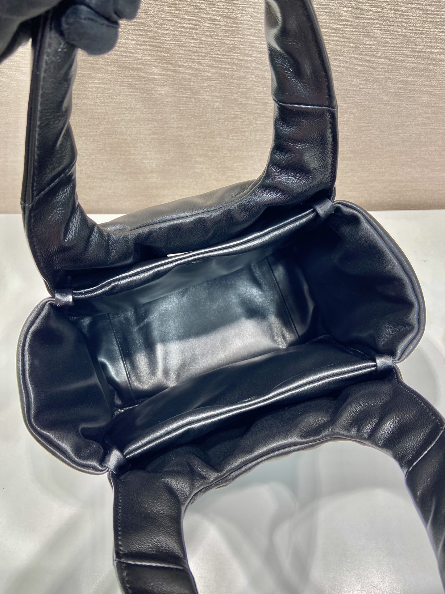 medium padded Pra*a soft nappa leather bag