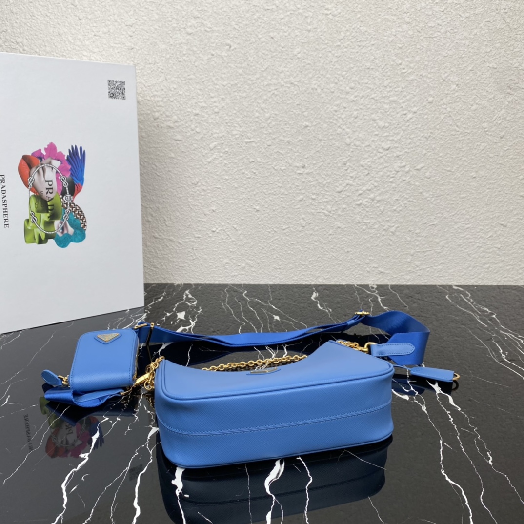 Pra*a re-edition 2005 saffiano leather bag