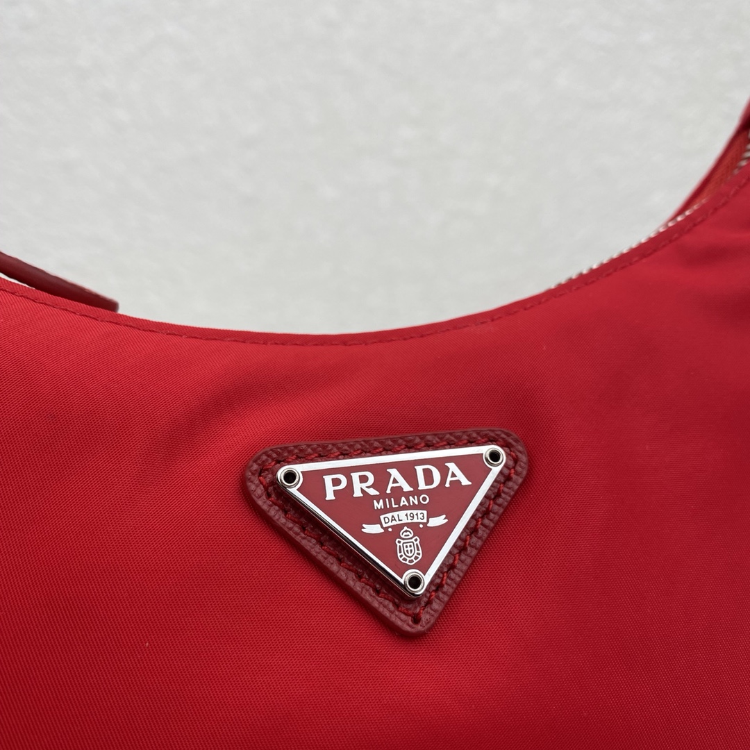 Pra*a re-edition 2005 re-nylon mini bag